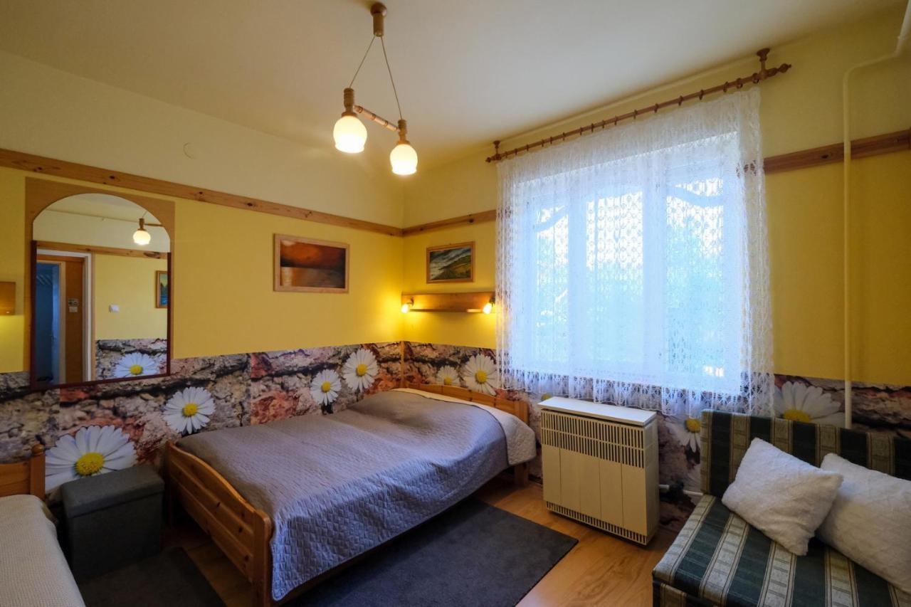 גיולה 4 Evszak Apartman מראה חיצוני תמונה