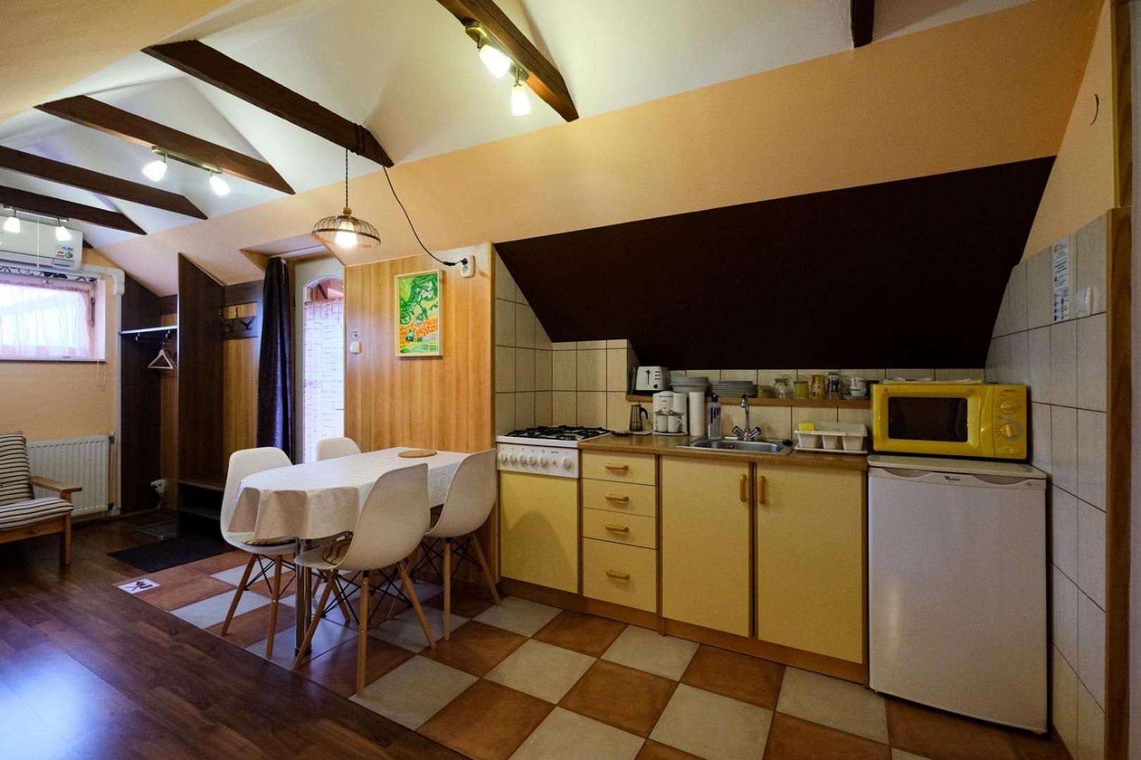 גיולה 4 Evszak Apartman מראה חיצוני תמונה