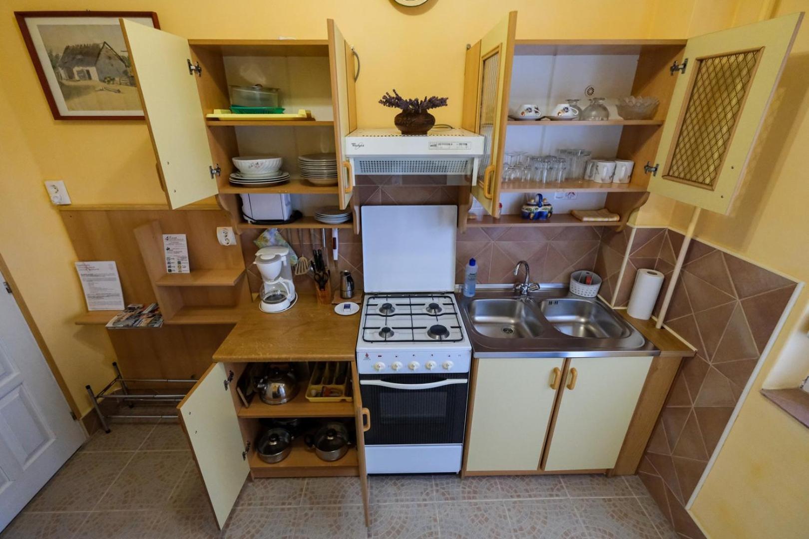 גיולה 4 Evszak Apartman מראה חיצוני תמונה